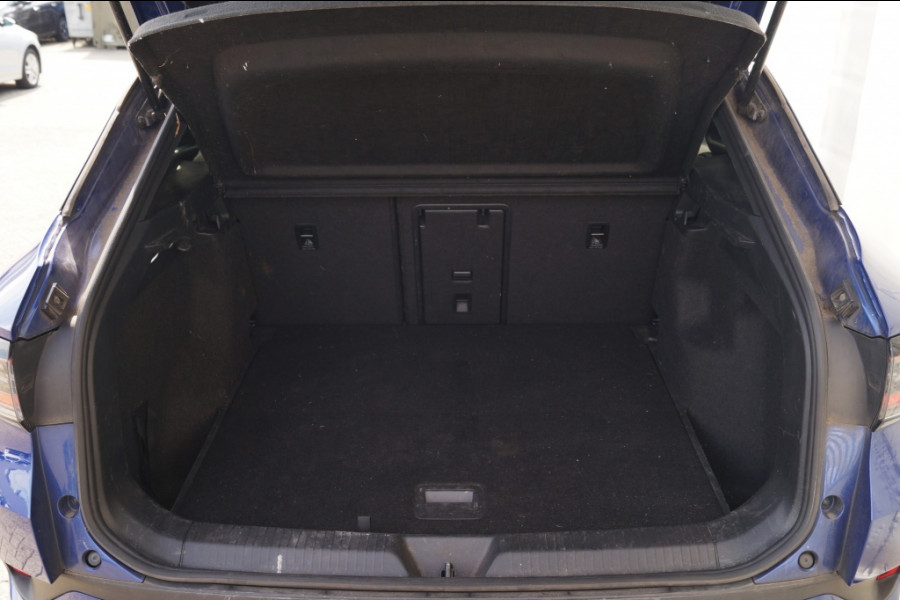 Volkswagen ID.4 Family 77kWh -NAVI-ECC-
