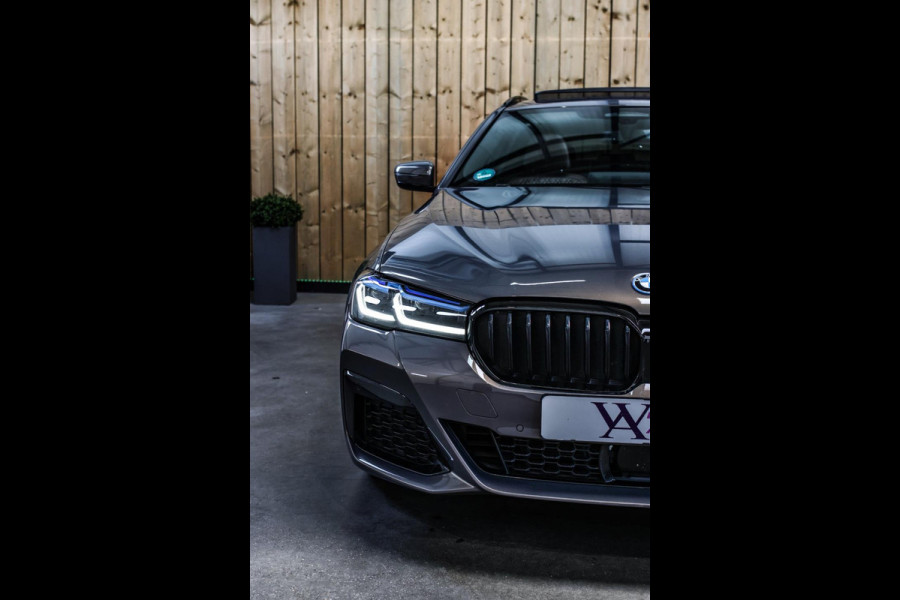 BMW 5 Serie Touring 530e xDrive M-Sport *Pano*Laser*Camera*Head-Up*Trekhaak*