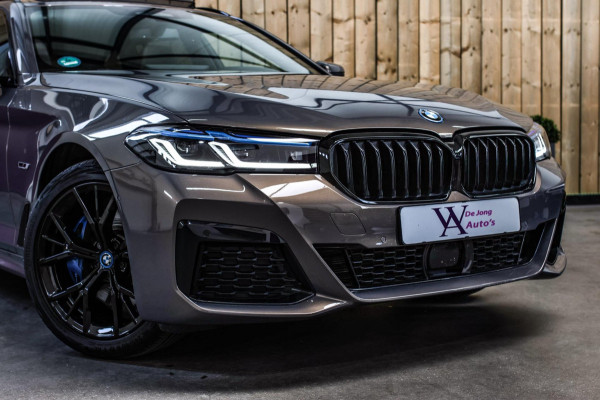 BMW 5 Serie Touring 530e xDrive M-Sport *Pano*Laser*Camera*Head-Up*Trekhaak*