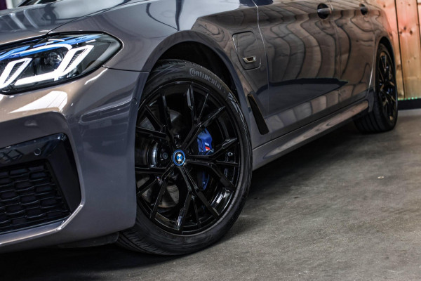 BMW 5 Serie Touring 530e xDrive M-Sport *Pano*Laser*Camera*Head-Up*Trekhaak*
