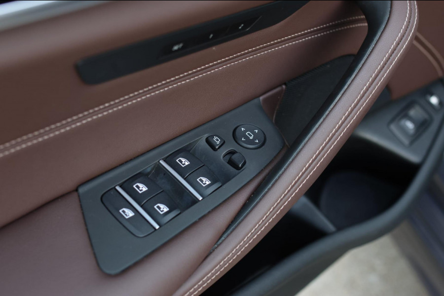 BMW 5 Serie Touring 530e xDrive M-Sport *Pano*Laser*Camera*Head-Up*Trekhaak*