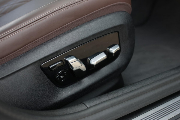 BMW 5 Serie Touring 530e xDrive M-Sport *Pano*Laser*Camera*Head-Up*Trekhaak*