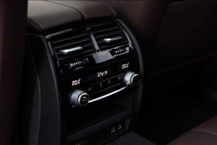 BMW 5 Serie Touring 530e xDrive M-Sport *Pano*Laser*Camera*Head-Up*Trekhaak*