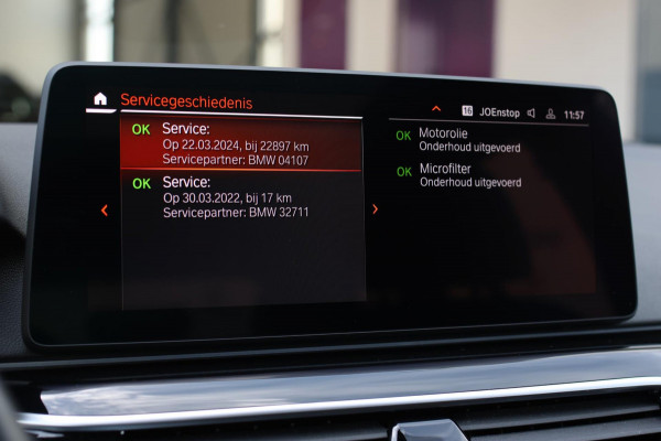 BMW 5 Serie Touring 530e xDrive M-Sport *Pano*Laser*Camera*Head-Up*Trekhaak*