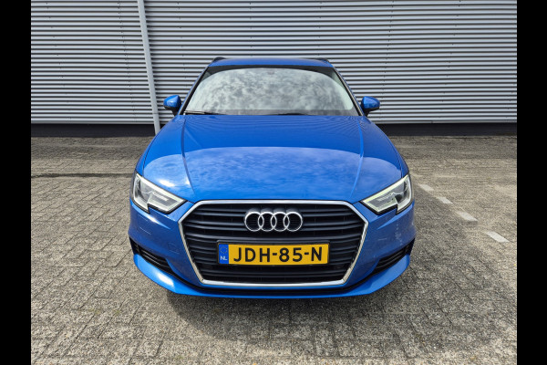 Audi A3 Sportback 30 TFSI Automaat,Cruise,Navigatie,parkeersensoren,clima,lm velgen,