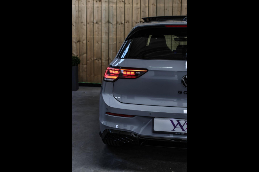 Volkswagen Golf 1.5 TSI R-Line *Pano*H/K*Camera*Head-Up*Trekhaak*IQ Led*