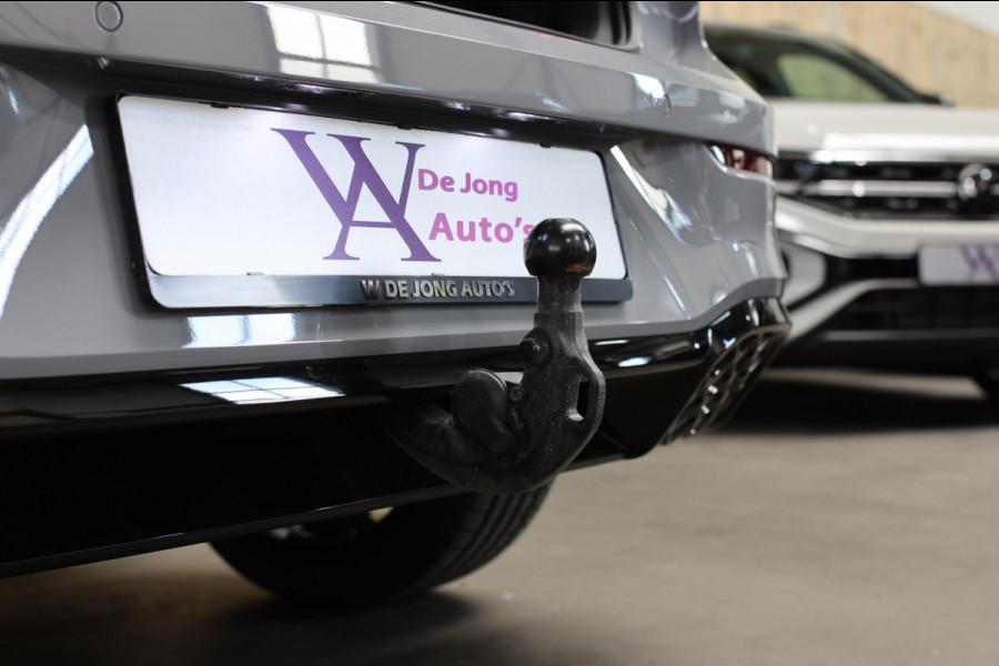 Volkswagen Golf 1.5 TSI R-Line *Pano*H/K*Camera*Head-Up*Trekhaak*IQ Led*
