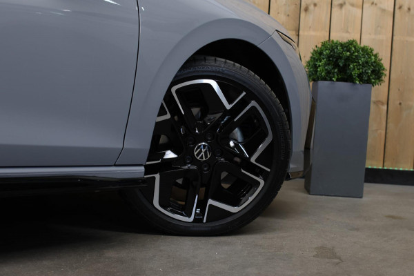 Volkswagen Golf 1.5 TSI R-Line *Pano*H/K*Camera*Head-Up*Trekhaak*IQ Led*
