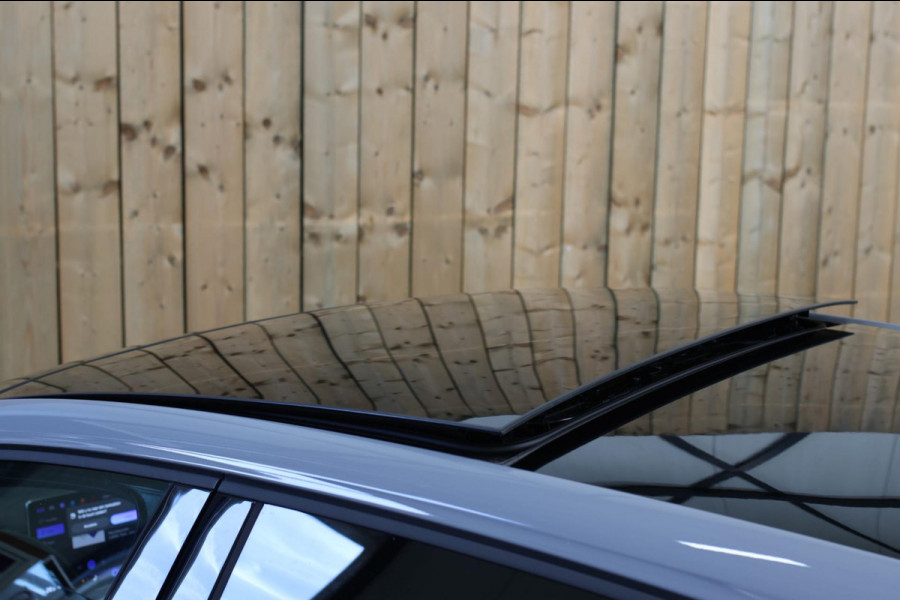 Volkswagen Golf 1.5 TSI R-Line *Pano*H/K*Camera*Head-Up*Trekhaak*IQ Led*
