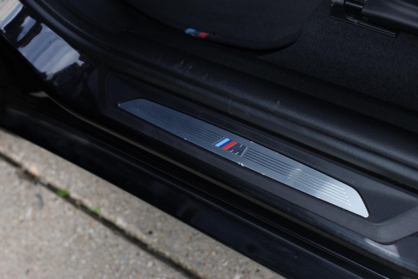 BMW X1 XDrive25e M-Sport *Pano*H/K*Head-Up*Keyless*Trekhaak*Led*