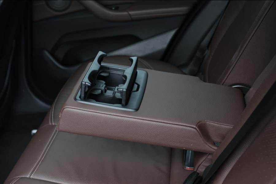 BMW X1 XDrive25e M-Sport *Pano*H/K*Head-Up*Keyless*Trekhaak*Led*