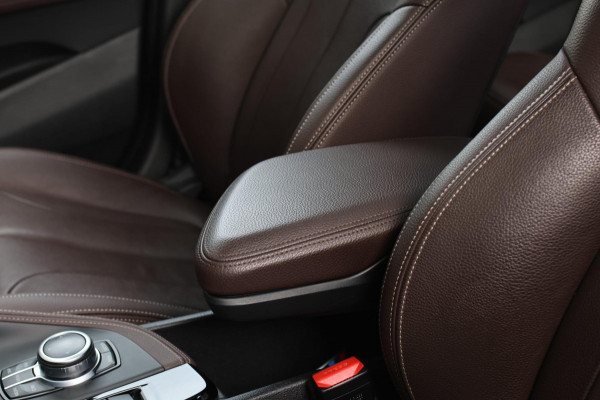 BMW X1 XDrive25e M-Sport *Pano*H/K*Head-Up*Keyless*Trekhaak*Led*
