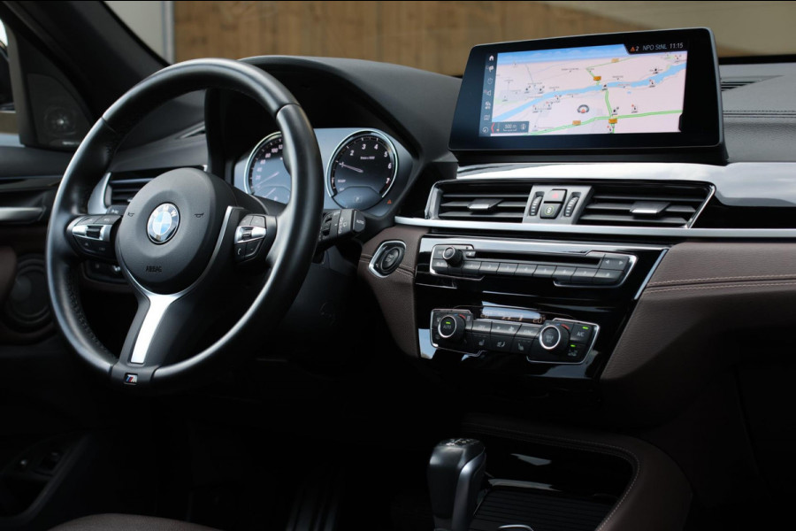 BMW X1 XDrive25e M-Sport *Pano*H/K*Head-Up*Keyless*Trekhaak*Led*