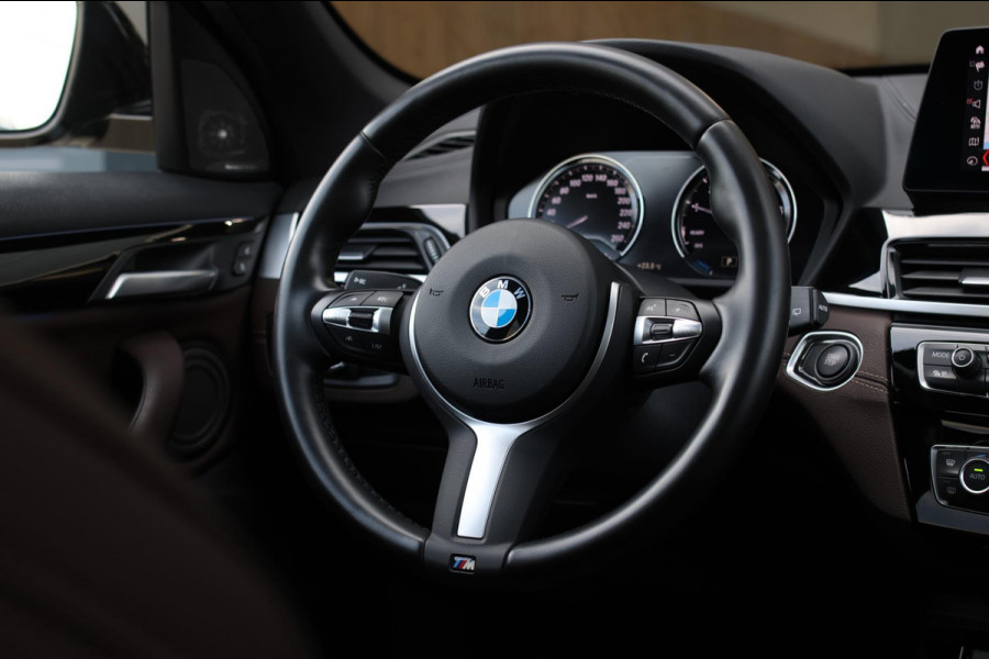 BMW X1 XDrive25e M-Sport *Pano*H/K*Head-Up*Keyless*Trekhaak*Led*