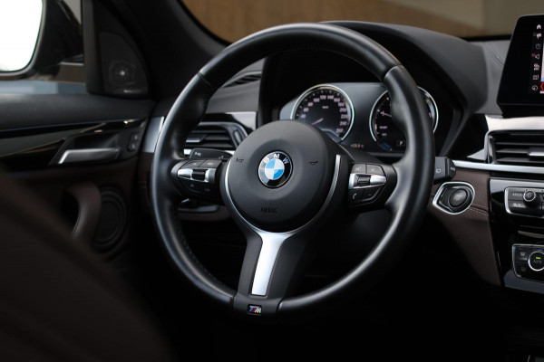 BMW X1 XDrive25e M-Sport *Pano*H/K*Head-Up*Keyless*Trekhaak*Led*