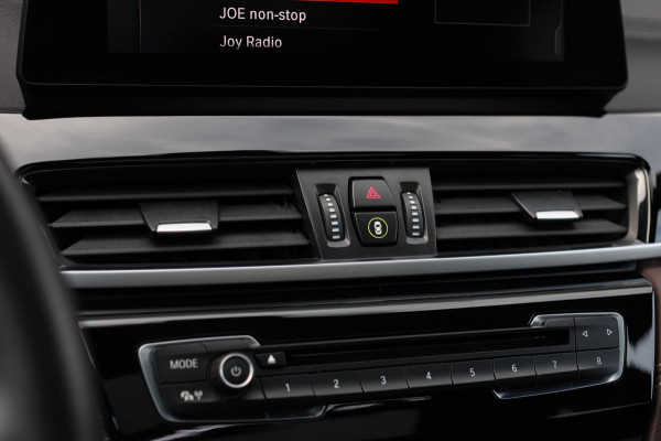 BMW X1 XDrive25e M-Sport *Pano*H/K*Head-Up*Keyless*Trekhaak*Led*
