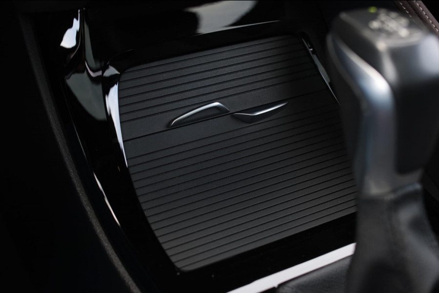 BMW X1 XDrive25e M-Sport *Pano*H/K*Head-Up*Keyless*Trekhaak*Led*
