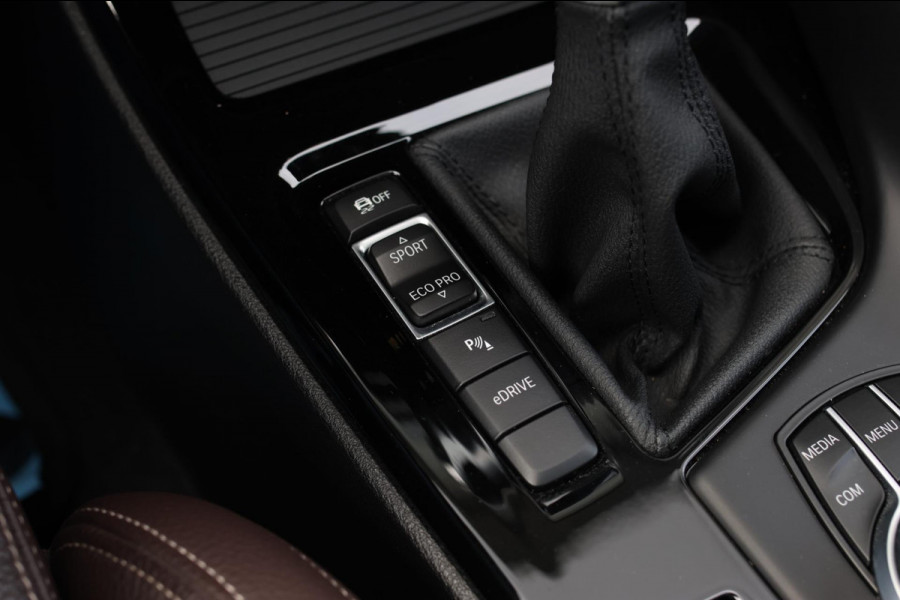 BMW X1 XDrive25e M-Sport *Pano*H/K*Head-Up*Keyless*Trekhaak*Led*