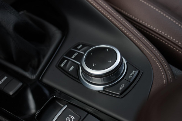 BMW X1 XDrive25e M-Sport *Pano*H/K*Head-Up*Keyless*Trekhaak*Led*