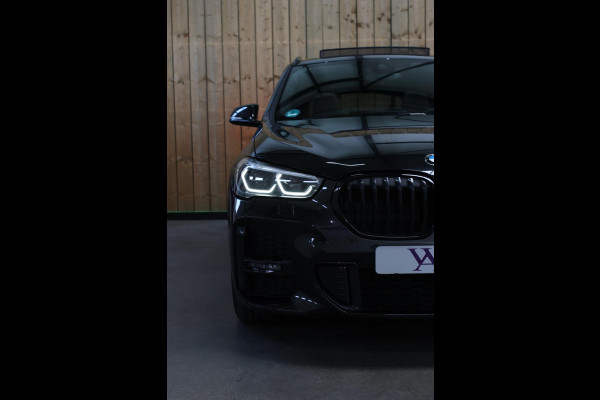 BMW X1 XDrive25e M-Sport *Pano*H/K*Head-Up*Keyless*Trekhaak*Led*