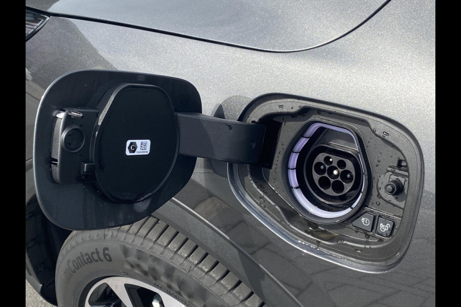 Ford Kuga 2.5 PHEV Active X 243pk | Zuid | Panoramadak + Technology Pack + Winter Pack + Wegklapbare trekhaak + 19 inch lichtmetalen velgen +  Reservewiel | Magnetic | Prijs incl. 4.000 Ford voordeel Ford Kuga 2.5 PHEV Active X 243pk | Zuid | Panoramadak + Technology Pack + Winter Pack + Wegklapbare trekhaak + 19 inch lichtmetalen velgen +  Reservewiel | Magnetic | Prijs incl. 4.000 Ford voordeel