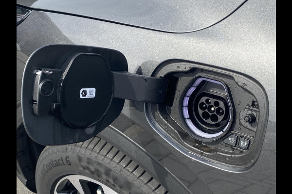 Ford Kuga 2.5 PHEV Active X 243pk | Zuid | Panoramadak + Technology Pack + Winter Pack + Wegklapbare trekhaak + 19 inch lichtmetalen velgen +  Reservewiel | Magnetic | Prijs incl. 4.000 Ford voordeel Ford Kuga 2.5 PHEV Active X 243pk | Zuid | Panoramadak + Technology Pack + Winter Pack + Wegklapbare trekhaak + 19 inch lichtmetalen velgen +  Reservewiel | Magnetic | Prijs incl. 4.000 Ford voordeel