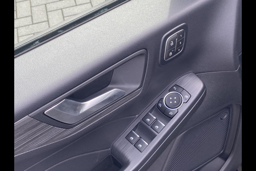 Ford Kuga 2.5 PHEV Active X 243pk | Zuid | Panoramadak + Technology Pack + Winter Pack + Wegklapbare trekhaak + 19 inch lichtmetalen velgen +  Reservewiel | Magnetic | Prijs incl. 4.000 Ford voordeel Ford Kuga 2.5 PHEV Active X 243pk | Zuid | Panoramadak + Technology Pack + Winter Pack + Wegklapbare trekhaak + 19 inch lichtmetalen velgen +  Reservewiel | Magnetic | Prijs incl. 4.000 Ford voordeel