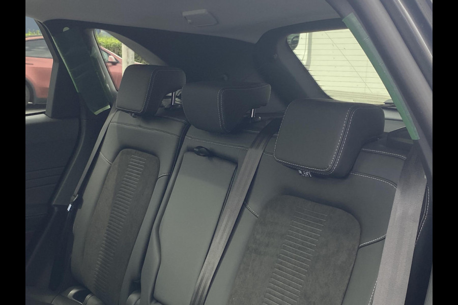Ford Kuga 2.5 PHEV Active X 243pk | Zuid | Panoramadak + Technology Pack + Winter Pack + Wegklapbare trekhaak + 19 inch lichtmetalen velgen +  Reservewiel | Magnetic | Prijs incl. 4.000 Ford voordeel Ford Kuga 2.5 PHEV Active X 243pk | Zuid | Panoramadak + Technology Pack + Winter Pack + Wegklapbare trekhaak + 19 inch lichtmetalen velgen +  Reservewiel | Magnetic | Prijs incl. 4.000 Ford voordeel