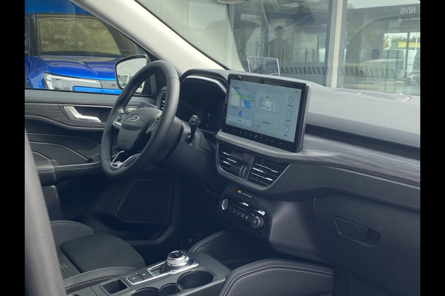 Ford Kuga 2.5 PHEV Active X 243pk | Zuid | Panoramadak + Technology Pack + Winter Pack + Wegklapbare trekhaak + 19 inch lichtmetalen velgen +  Reservewiel | Magnetic | Prijs incl. 4.000 Ford voordeel Ford Kuga 2.5 PHEV Active X 243pk | Zuid | Panoramadak + Technology Pack + Winter Pack + Wegklapbare trekhaak + 19 inch lichtmetalen velgen +  Reservewiel | Magnetic | Prijs incl. 4.000 Ford voordeel
