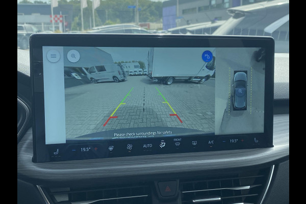 Ford Kuga 2.5 PHEV Active X 243pk | Zuid | Panoramadak + Technology Pack + Winter Pack + Wegklapbare trekhaak + 19 inch lichtmetalen velgen +  Reservewiel | Magnetic | Prijs incl. 4.000 Ford voordeel Ford Kuga 2.5 PHEV Active X 243pk | Zuid | Panoramadak + Technology Pack + Winter Pack + Wegklapbare trekhaak + 19 inch lichtmetalen velgen +  Reservewiel | Magnetic | Prijs incl. 4.000 Ford voordeel