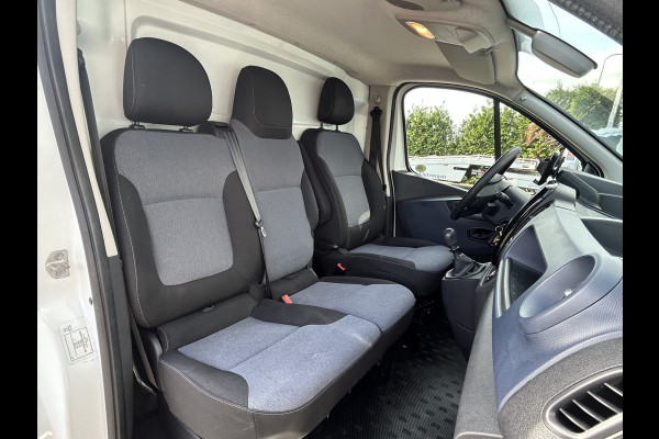 Opel Vivaro 1.6 CDTI 126 PK EURO 6 / L1H1 / AIRCO / CRUISE / NAVI / TREKHAAK / 3-ZITS / BLUETOOTH