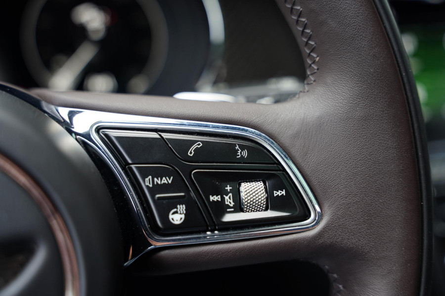 Bentley Bentayga 3.0 V6 Hybrid VERKOCHT
