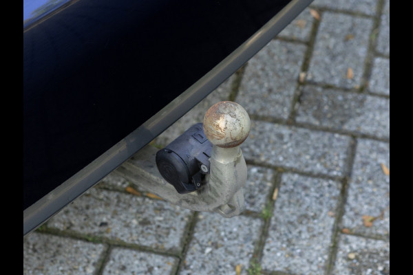 BMW 3-serie 330e M-Sport - Individual Leder - Dak - Trekhaak - Harman Kardon - ACC