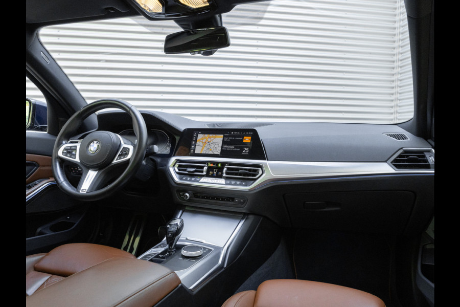 BMW 3-serie 330e M-Sport - Individual Leder - Dak - Trekhaak - Harman Kardon - ACC