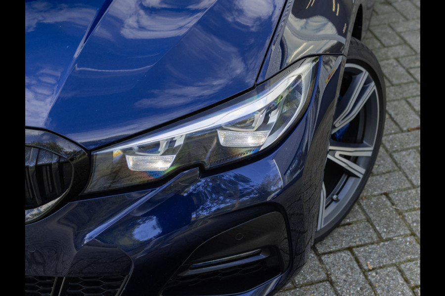 BMW 3-serie 330e M-Sport - Individual Leder - Dak - Trekhaak - Harman Kardon - ACC