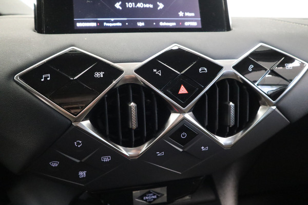 DS DS 3 Crossback E-Tense Bastille 50 kWh Navi 17''
