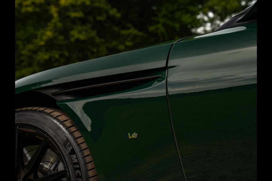 Aston Martin DB11 5.2 V12 | AM Heritage Racing Green | Premium Audio | Stoelventilatie