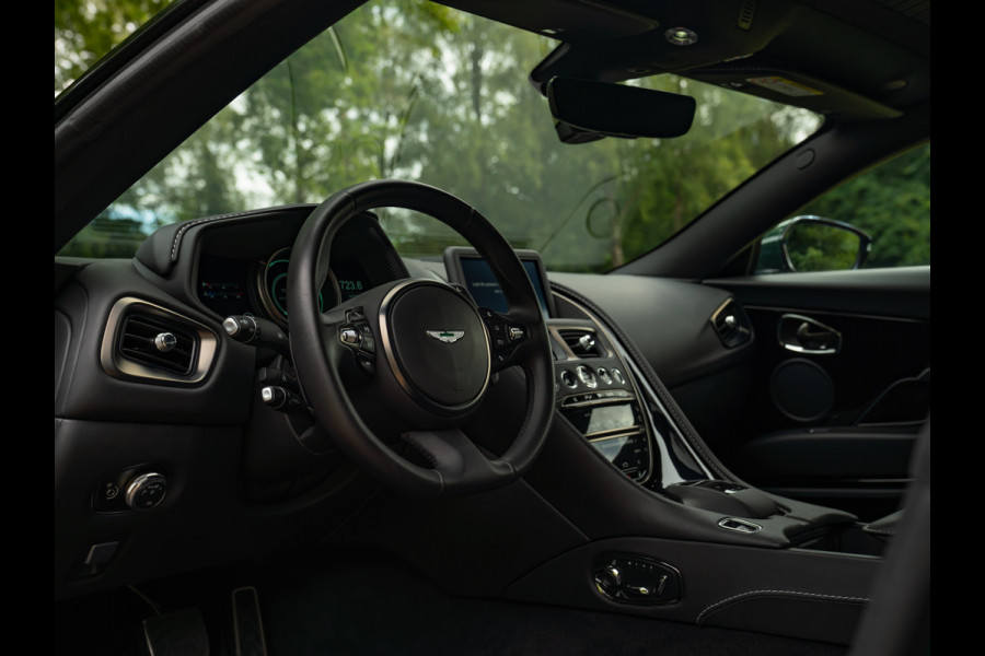 Aston Martin DB11 5.2 V12 | AM Heritage Racing Green | Premium Audio | Stoelventilatie