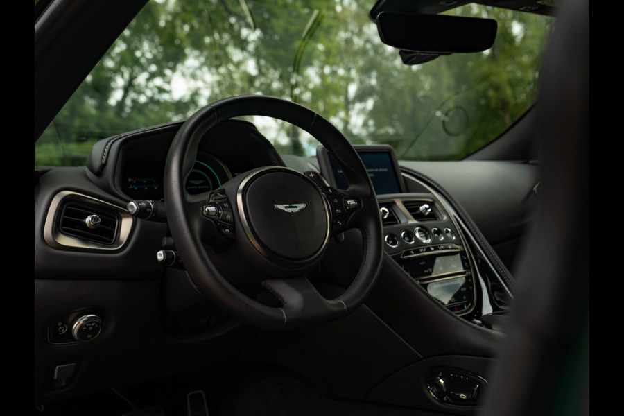 Aston Martin DB11 5.2 V12 | AM Heritage Racing Green | Premium Audio | Stoelventilatie