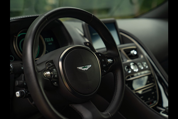 Aston Martin DB11 5.2 V12 | AM Heritage Racing Green | Premium Audio | Stoelventilatie