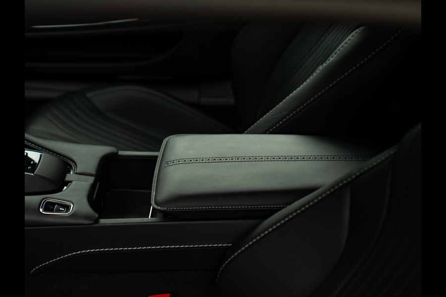 Aston Martin DB11 5.2 V12 | AM Heritage Racing Green | Premium Audio | Stoelventilatie