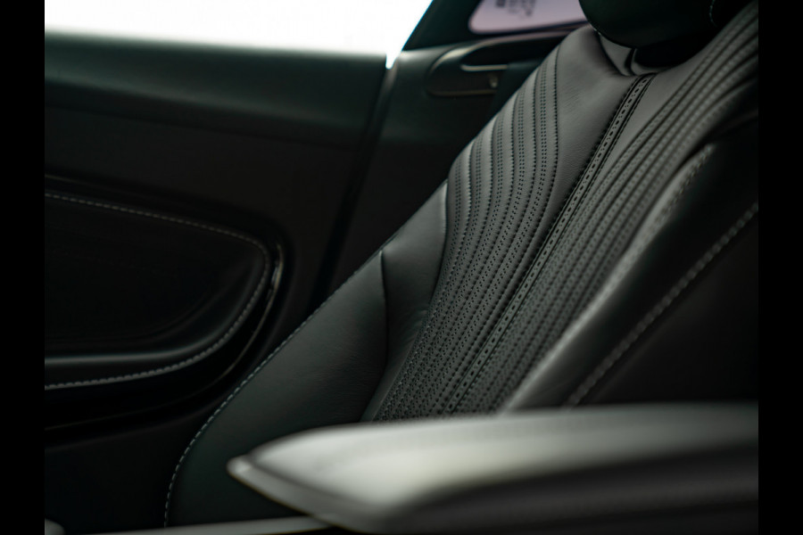 Aston Martin DB11 5.2 V12 | AM Heritage Racing Green | Premium Audio | Stoelventilatie