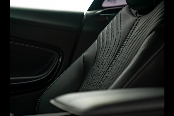 Aston Martin DB11 5.2 V12 | AM Heritage Racing Green | Premium Audio | Stoelventilatie