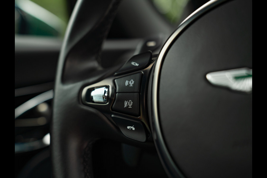 Aston Martin DB11 5.2 V12 | AM Heritage Racing Green | Premium Audio | Stoelventilatie