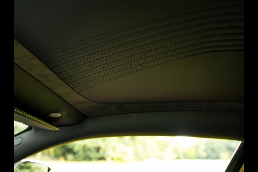 Aston Martin DB11 5.2 V12 | AM Heritage Racing Green | Premium Audio | Stoelventilatie