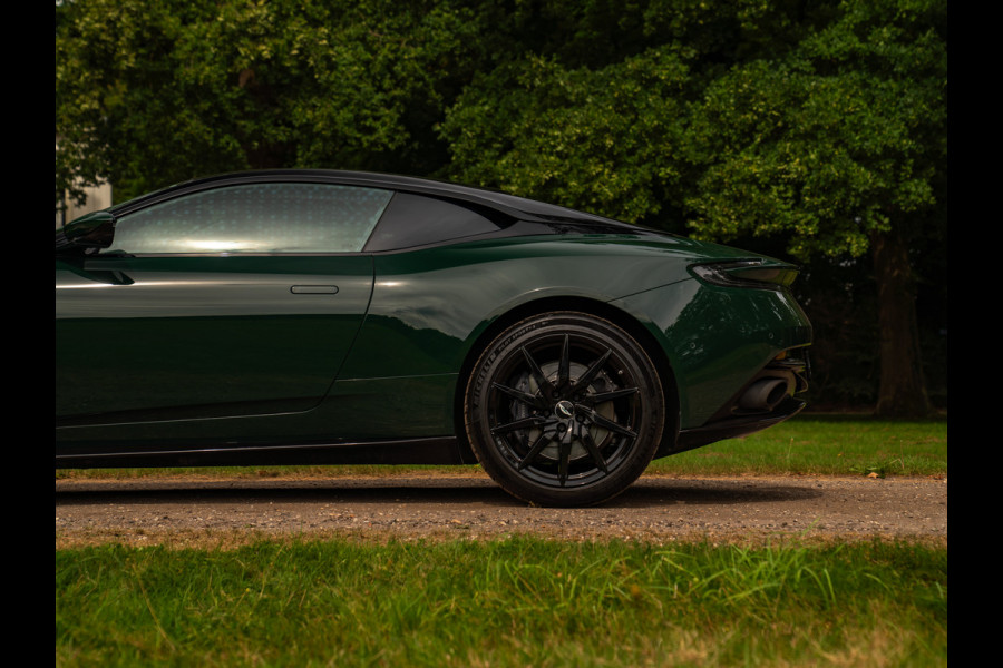 Aston Martin DB11 5.2 V12 | AM Heritage Racing Green | Premium Audio | Stoelventilatie