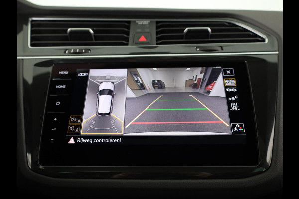 Volkswagen Tiguan 1.4 TSI eHybrid R-Line Business+ 245 pk Automaat (DSG) | Navigatie | Panoramadak | Parkeersensoren (Park assist) | Rondomzicht camera | Lederen bekleding | Elektr. voorstoelen met memory | R-Line |