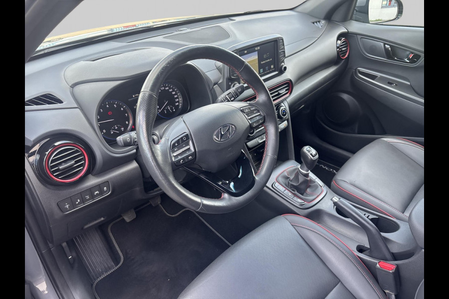 Hyundai Kona 1.0 T-GDI Premium | volleder | navigatie | stoelverwarming | Trekhaak