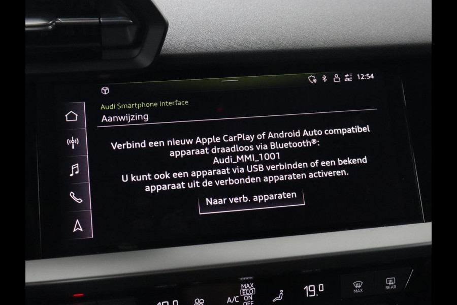Audi A3 35 TFSI Business Edition | Sportstoelen | Carplay | Navigatie | Virtual Cockpit | Climate control | Parkeerhulp | Cruise control