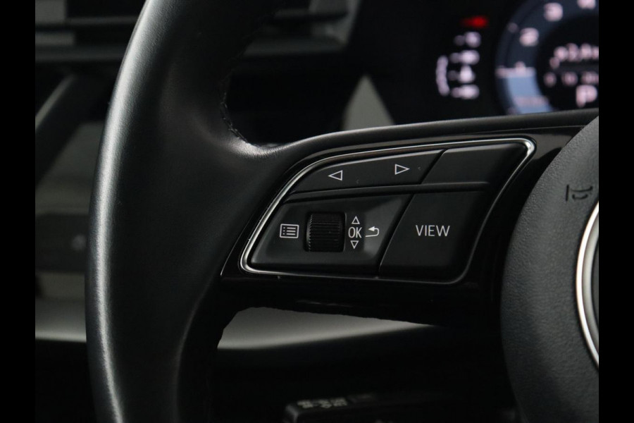 Audi A3 35 TFSI Business Edition | Sportstoelen | Carplay | Navigatie | Virtual Cockpit | Climate control | Parkeerhulp | Cruise control